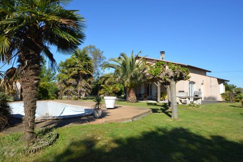 Maison MONTBETON  5 p 110 m2 piscine avec jardin arboré